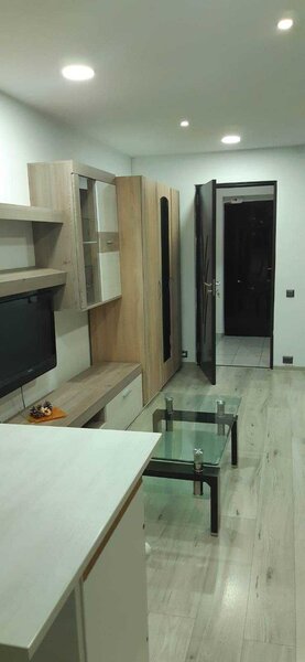 Titan, str. Ghita Serban, ac, tv, renovata